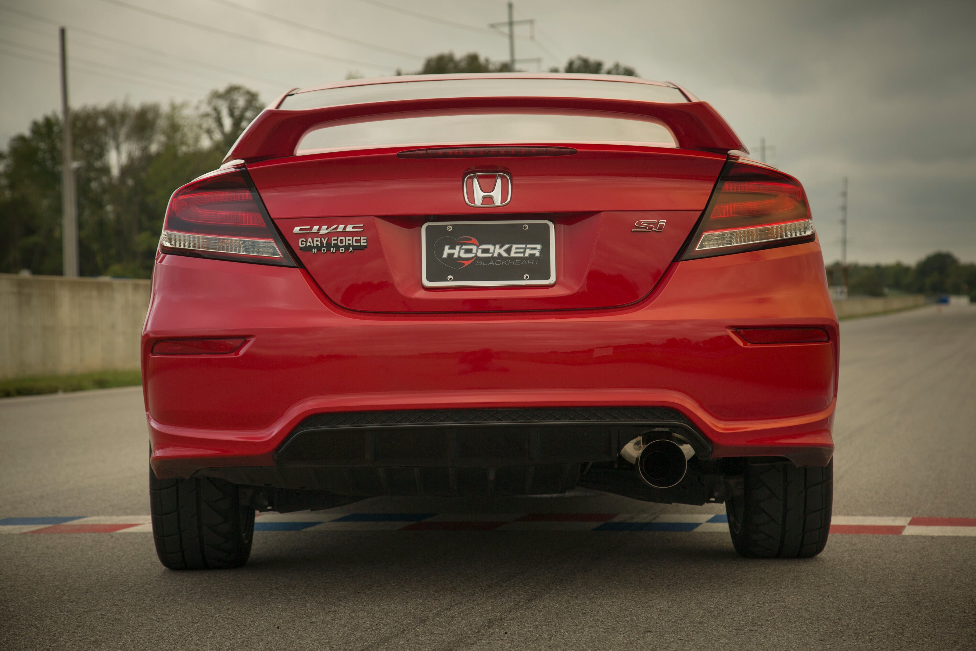 bh7306_on_car_photo19200.jpg